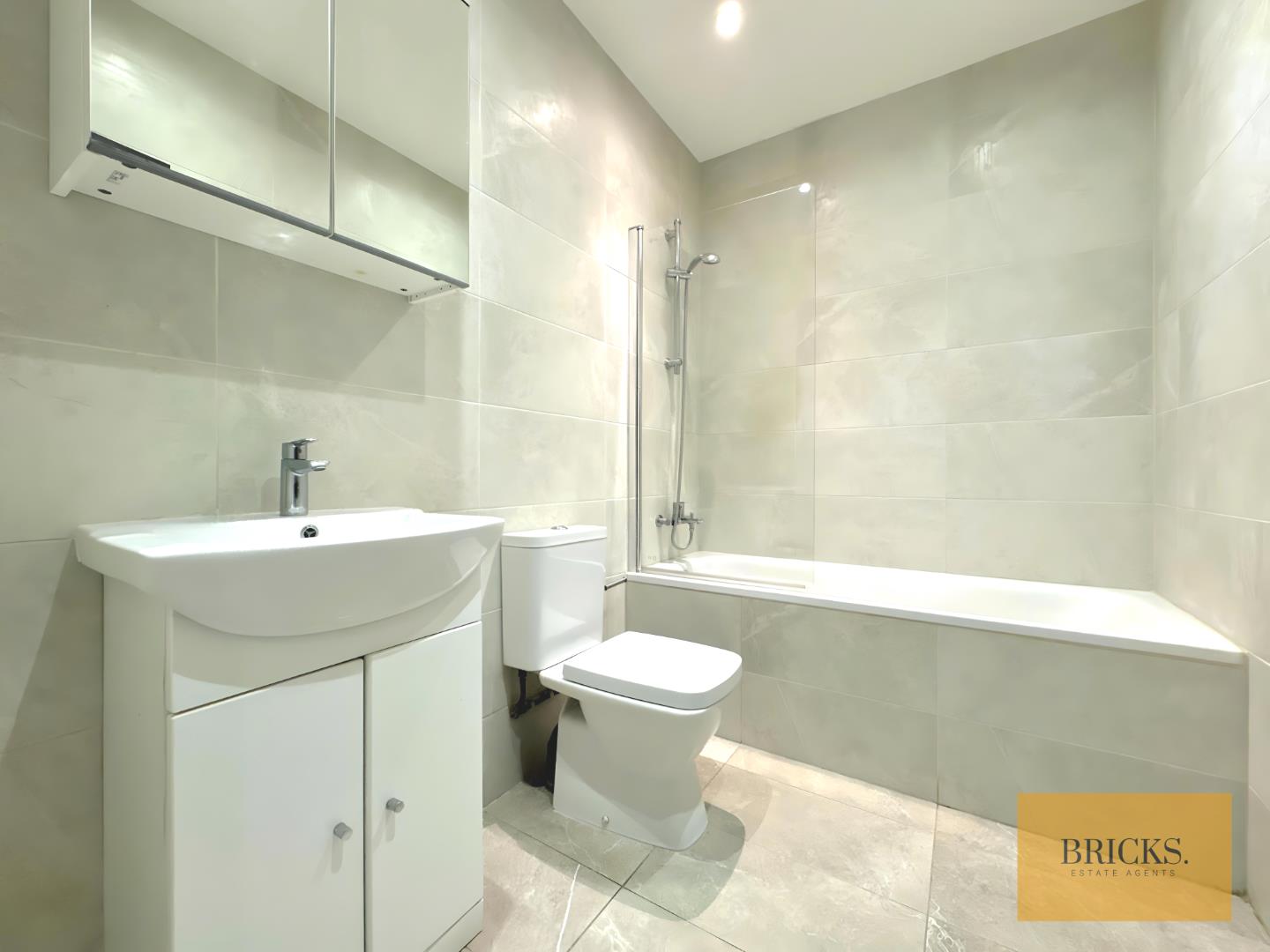 9MgrtL0LpEu-PEtzVgNTQg